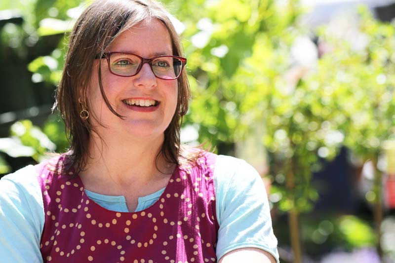 Die Autorin Bettina Meiselbach, fotografiert von Pia Göpfert - pfotica - Pia Fotoart.